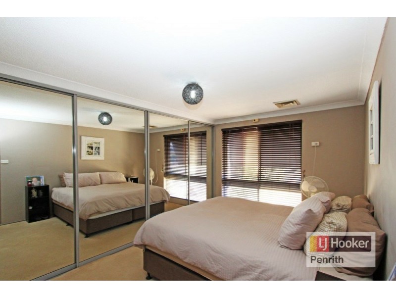 16 Burnleigh Crescent, Cambridge Gardens NSW 2747