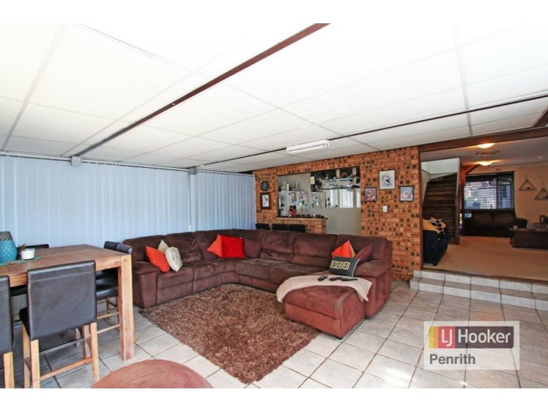 16 Burnleigh Crescent, Cambridge Gardens NSW 2747