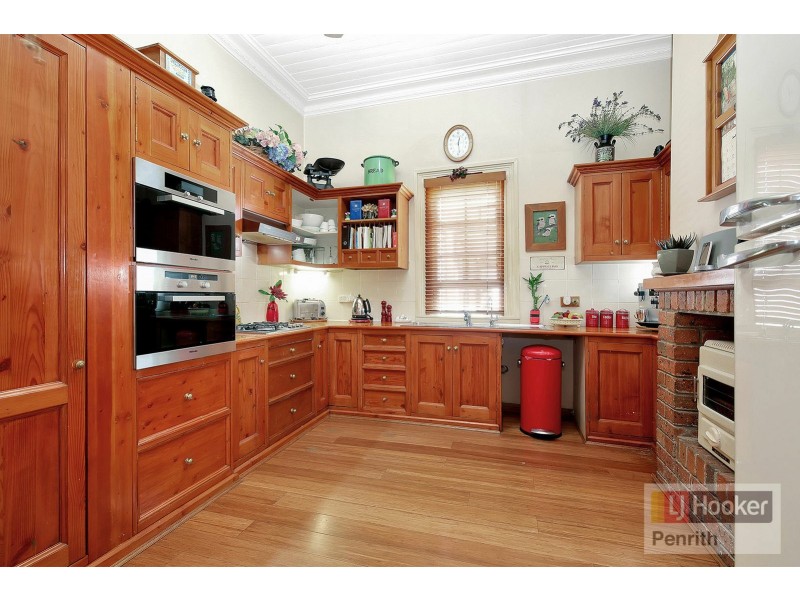 33 Lemongrove Road, Penrith NSW 2750