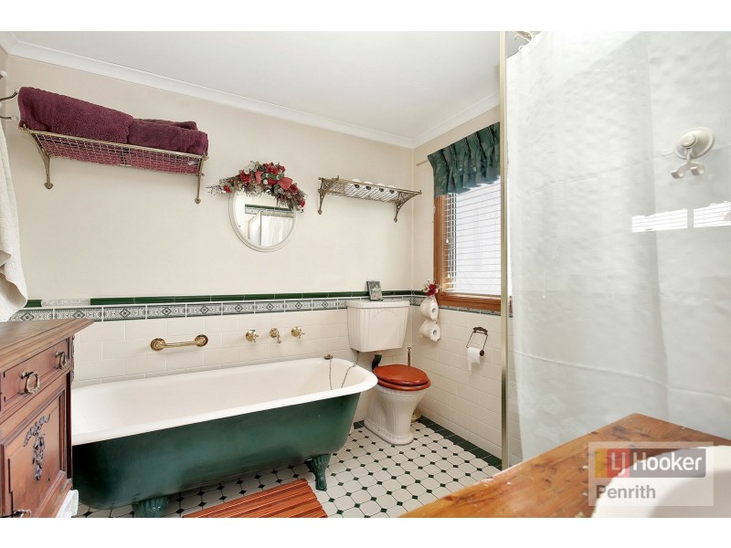 33 Lemongrove Road, Penrith NSW 2750