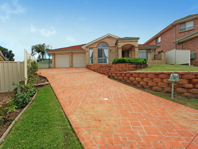 5 Dorrington Place, Glenmore Park NSW 2745