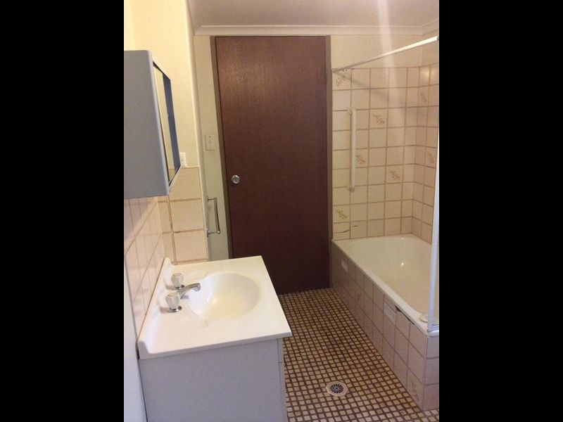 1/18 Bringelly Road, Kingswood NSW 2747