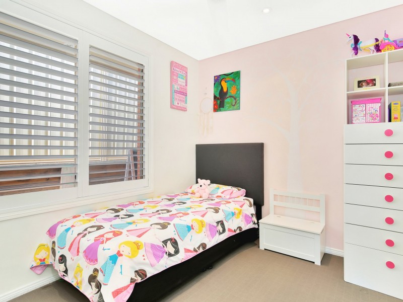 10 Bunya Place, Glenmore Park NSW 2745