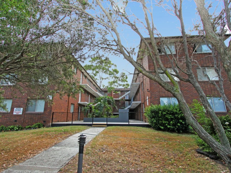 15/9-11 Santley Cr, Kingswood NSW 2747