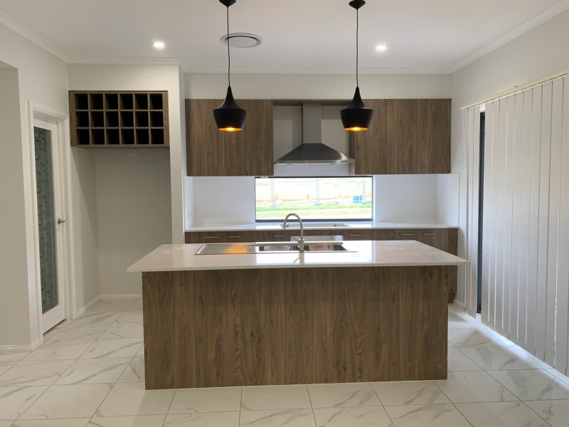 41 Gunyah Drive, Glenmore Park NSW 2745