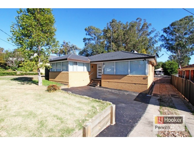 55 Kareela Avenue, Penrith NSW 2750