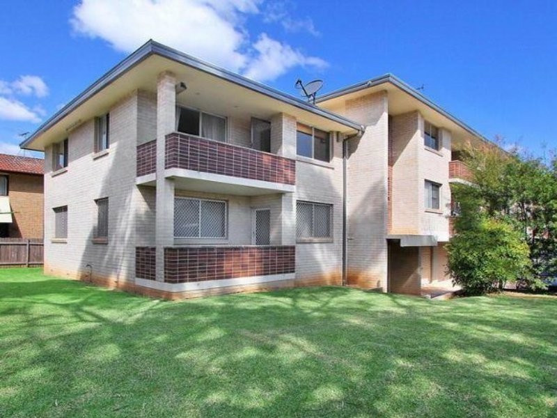 1/29 Santley Crescent, Kingswood NSW 2747