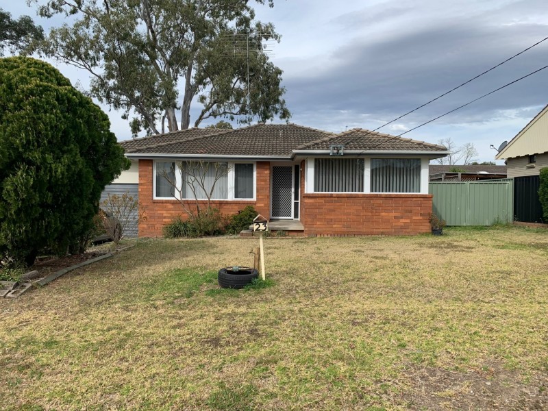 23 Hillview Ave, South Penrith NSW 2750