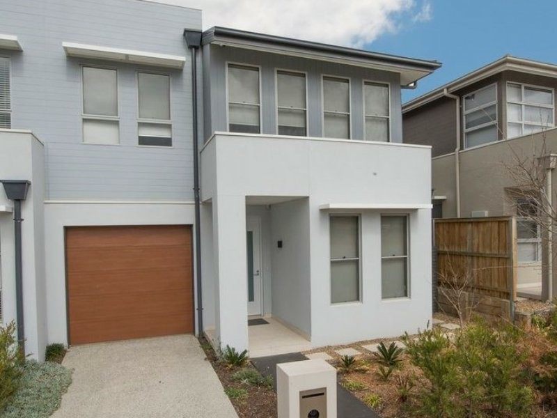 32 Forestwood Drive, Glenmore Park NSW 2745