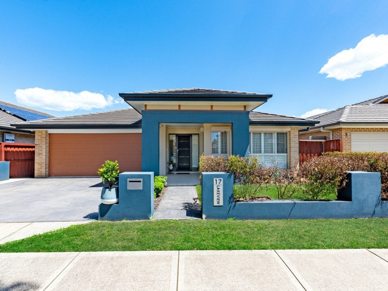 17 Lakeview Drive, Cranebrook NSW 2749