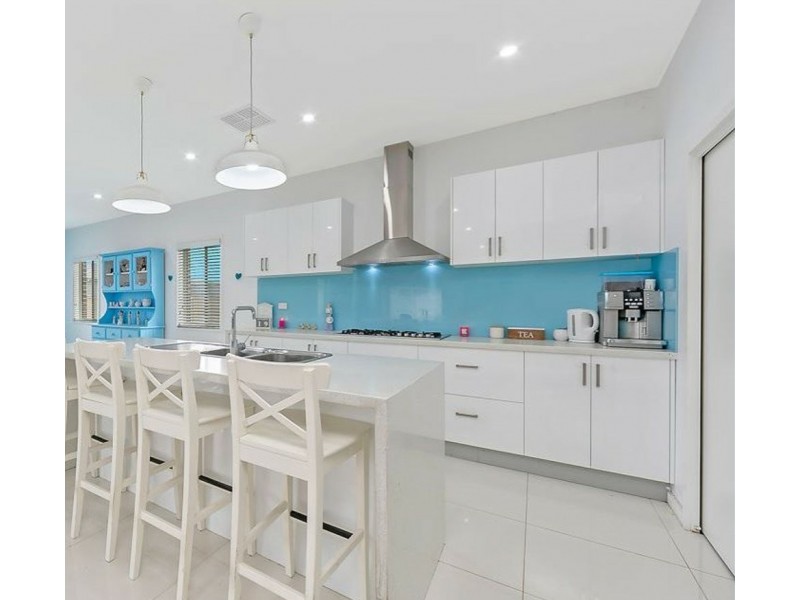 14 Alinta Promenade, Jordan Springs NSW 2747