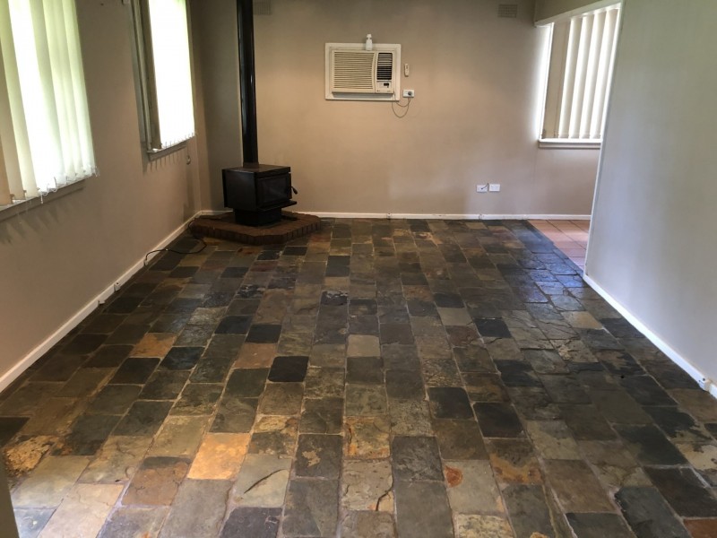 10 Nella Dan Avenue, Tregear NSW 2770