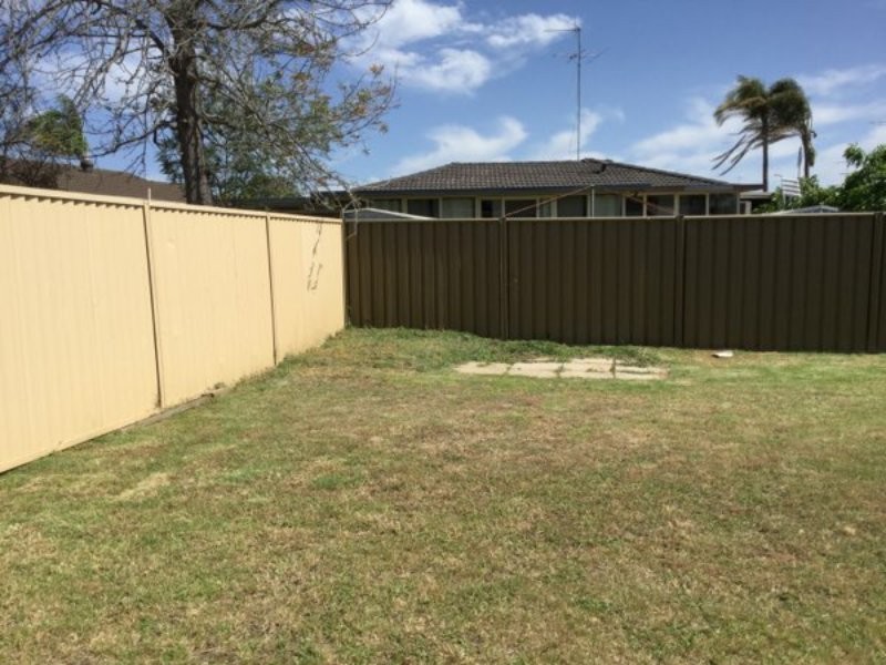 30 Solander Drive, St Clair NSW 2759