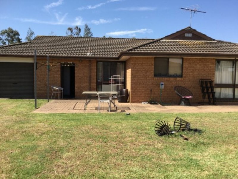 30 Solander Drive, St Clair NSW 2759