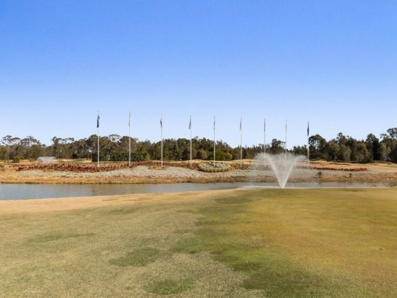 15 Farmingdale Court, Luddenham NSW 2745