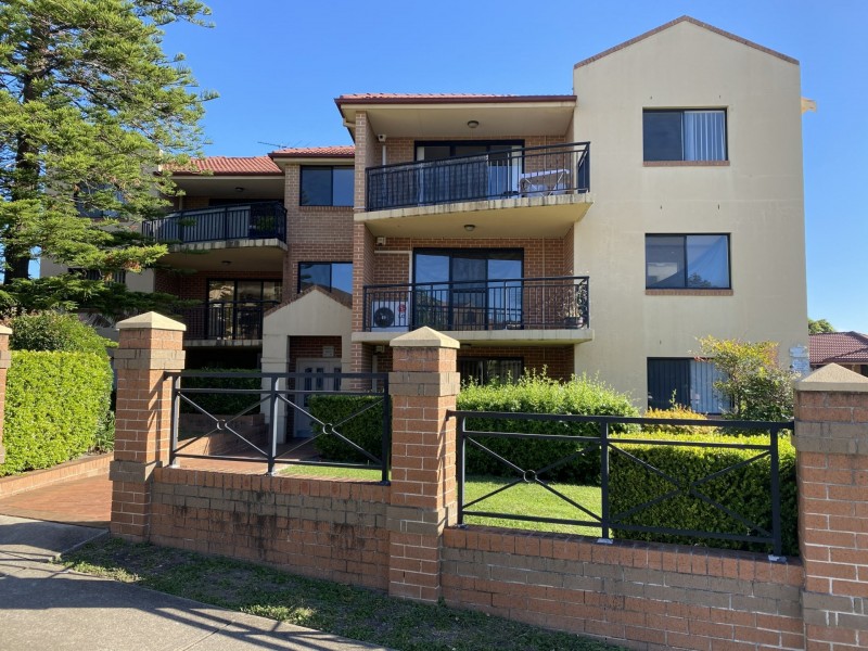 12/49 Dobson Crescent, Baulkham Hills NSW 2153