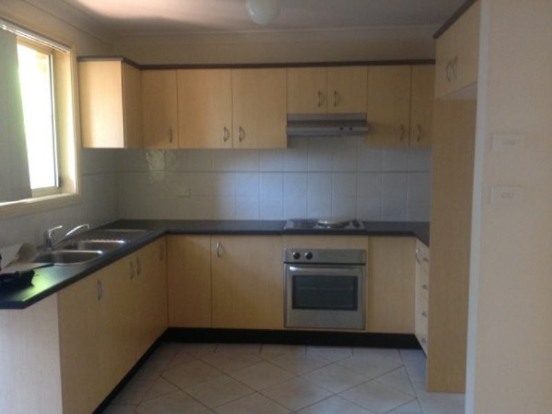 2/180 Adelaide Street, St Marys NSW 2760