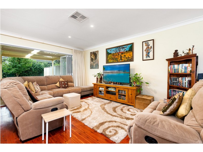 65 Hume Crescent, Werrington County NSW 2747