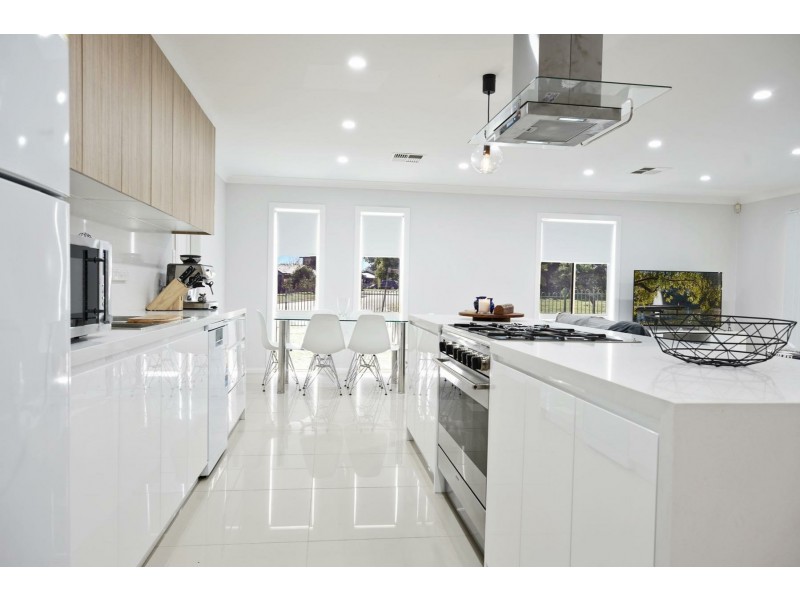 9 Pavey Place, Cranebrook NSW 2749