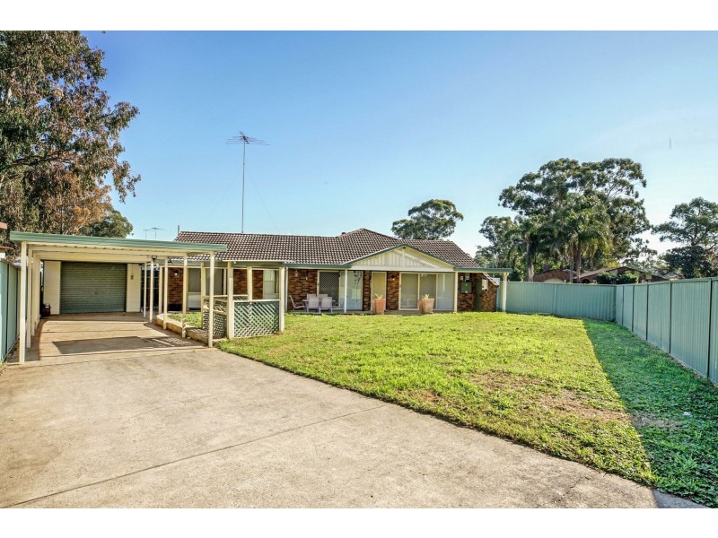 9 Pavey Place, Cranebrook NSW 2749