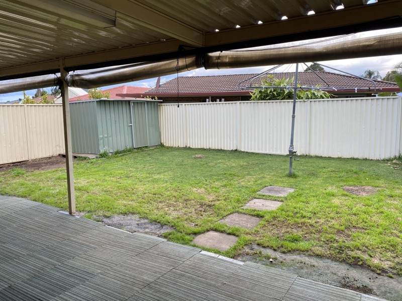 91 Explorers Way, St Clair NSW 2759