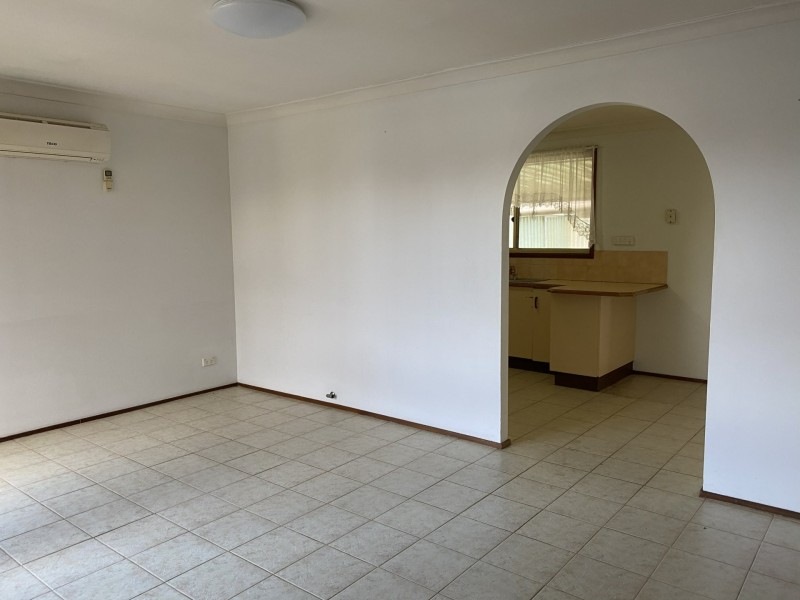 91 Explorers Way, St Clair NSW 2759