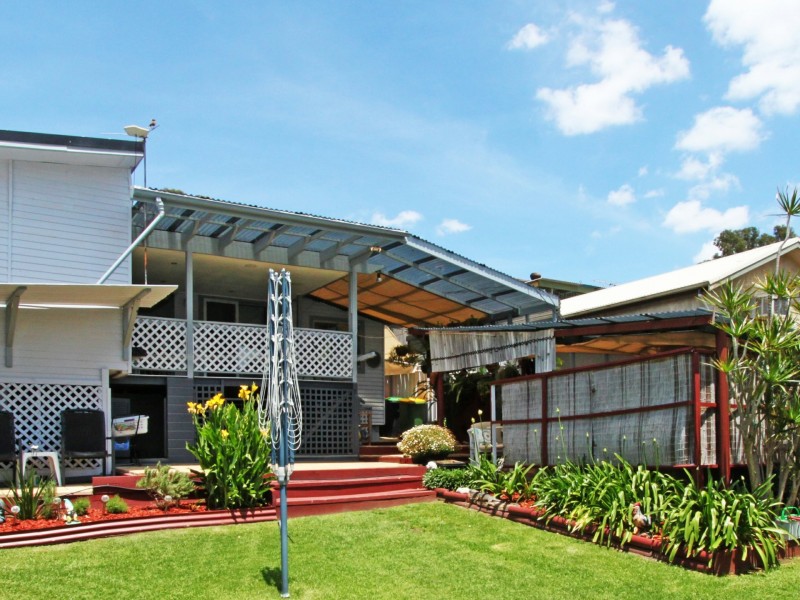 13 & 13A Norfolk Road, Cambridge Park NSW 2747