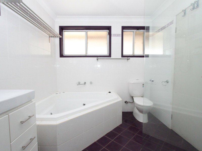 21 Chateau Crescent, St Clair NSW 2759