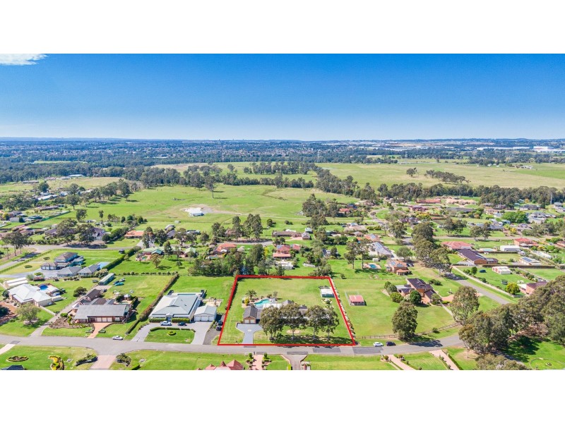 5 Verdelho Way, Orchard Hills NSW 2748