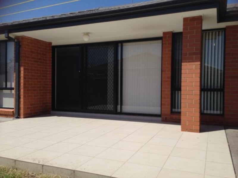 19 Mackay Circuit, Ropes Crossing NSW 2760