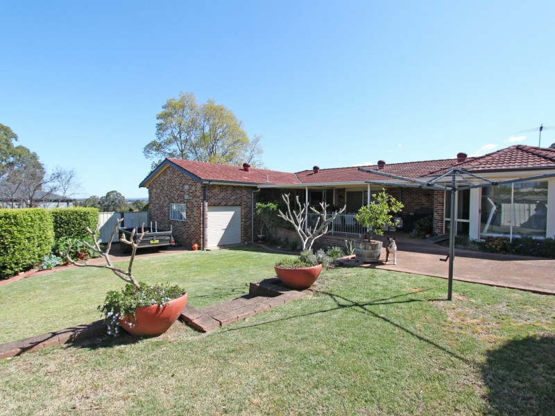 8 Crestview Place, Cranebrook NSW 2749