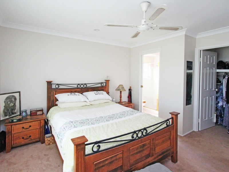 8 Crestview Place, Cranebrook NSW 2749