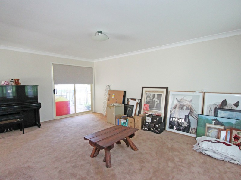 8 Crestview Place, Cranebrook NSW 2749