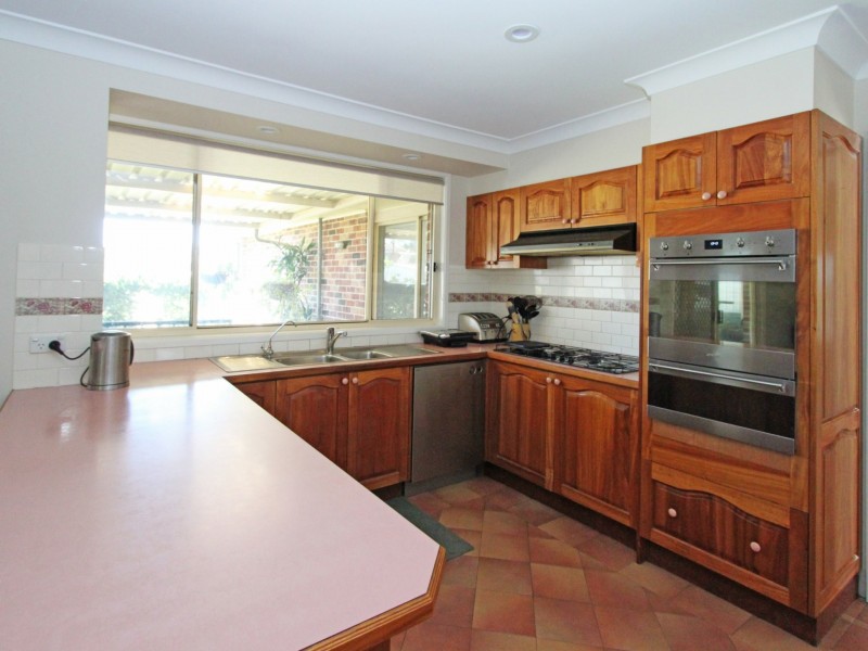 8 Crestview Place, Cranebrook NSW 2749