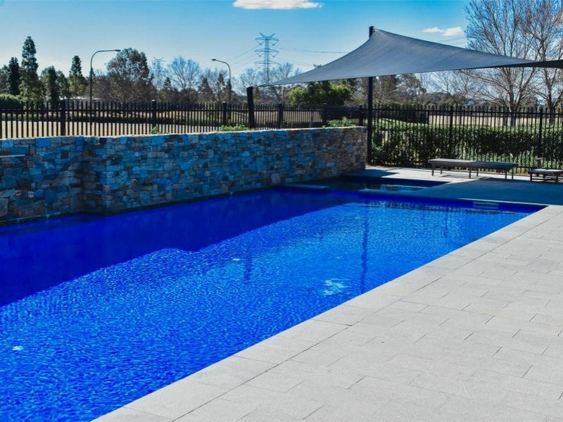 4 Farmingdale Road, Luddenham NSW 2745