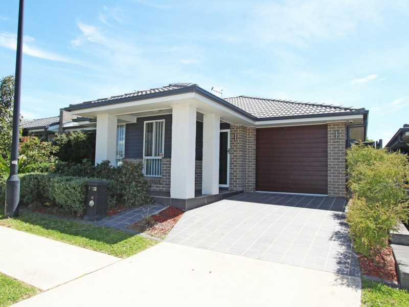 14 Hendon Street, Ropes Crossing NSW 2760
