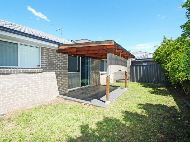 14 Hendon Street, Ropes Crossing NSW 2760