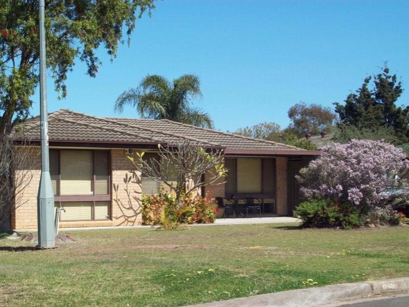 48 Chatsworth Road, St Clair NSW 2759