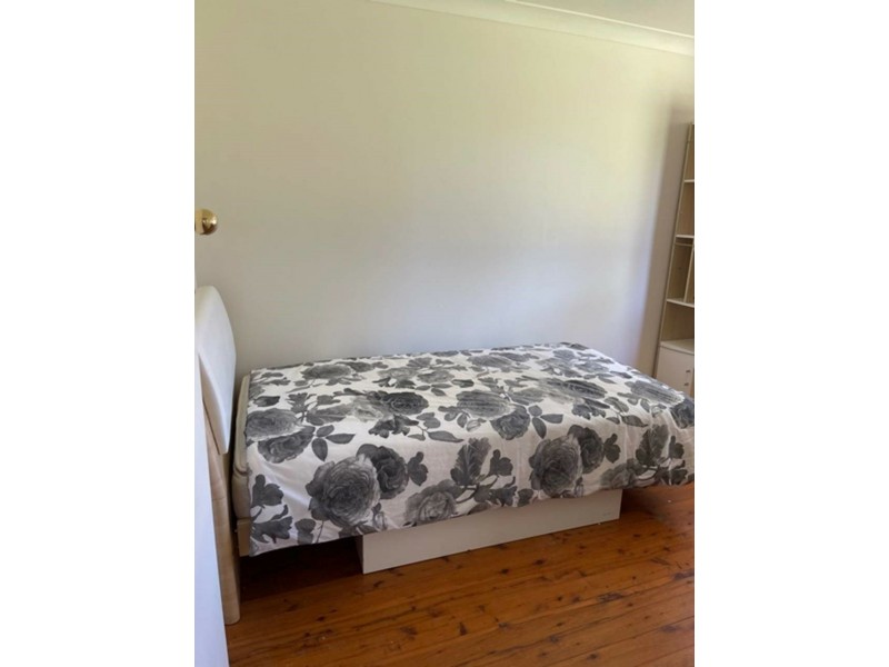 27 Jones Street, Kingswood NSW 2747