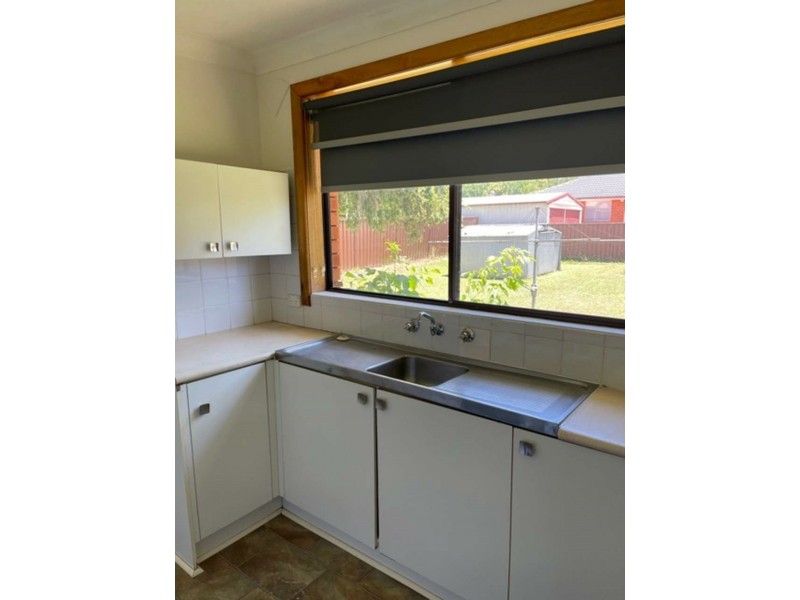 27 Jones Street, Kingswood NSW 2747