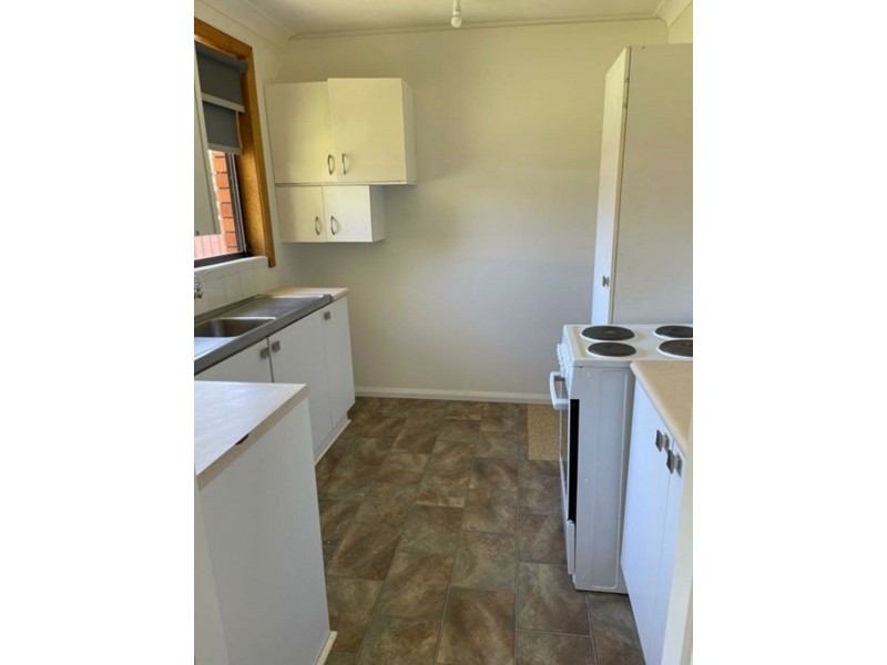 27 Jones Street, Kingswood NSW 2747