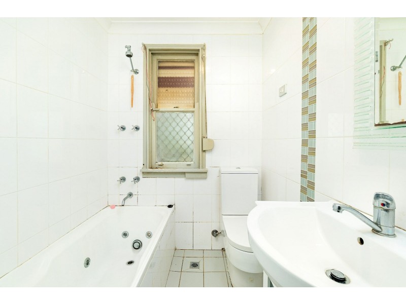 18 Erebus Cres, Tregear NSW 2770