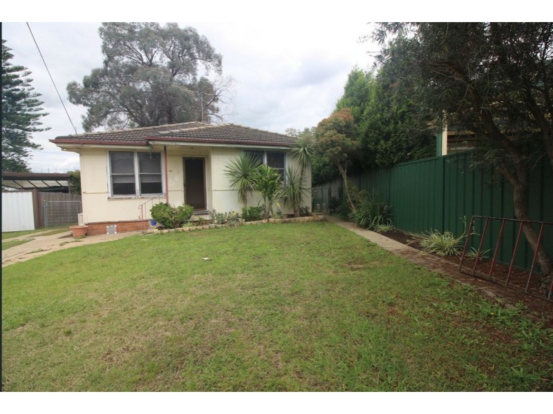 33 Cedar Crescent, St Marys NSW 2760