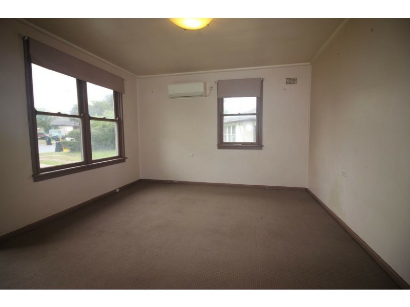 33 Cedar Crescent, St Marys NSW 2760