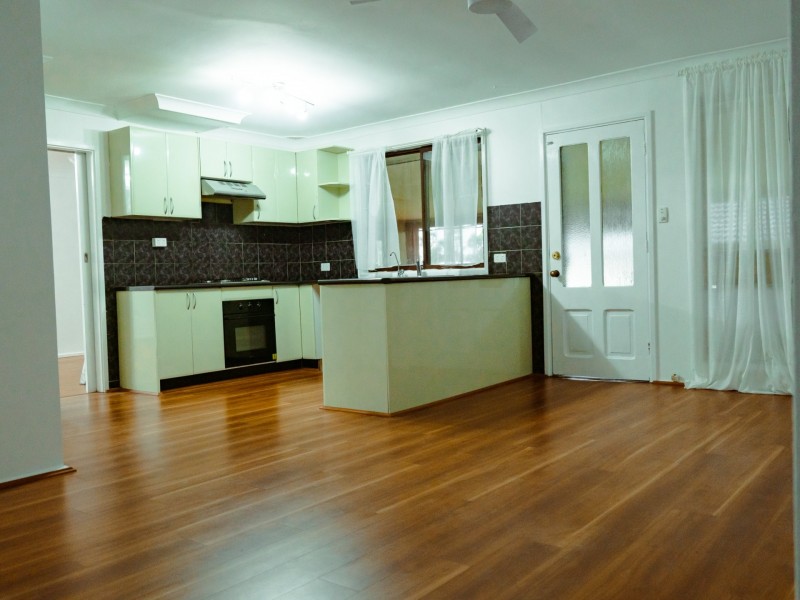 2 Strauss Road, St Clair NSW 2759