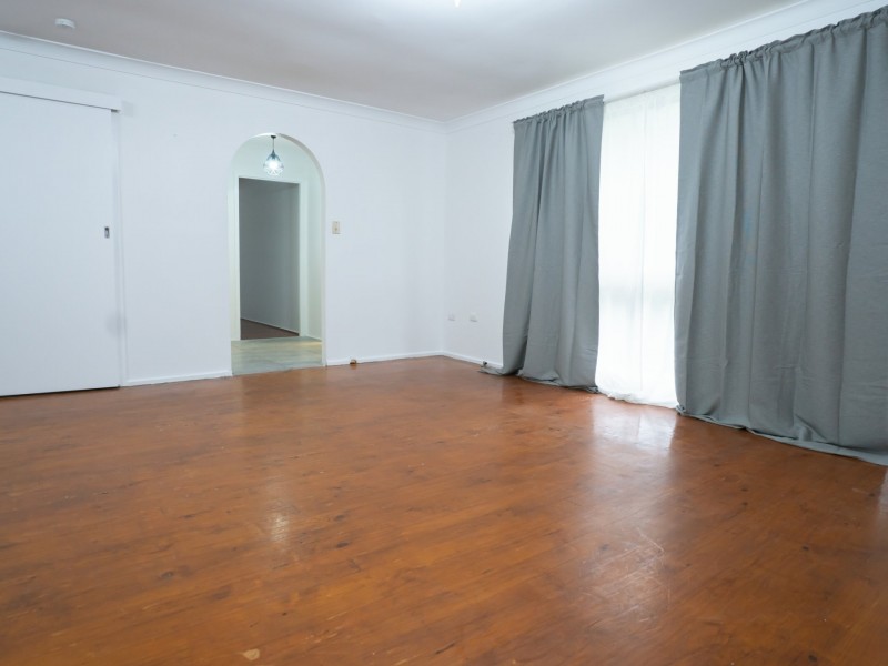 2 Strauss Road, St Clair NSW 2759