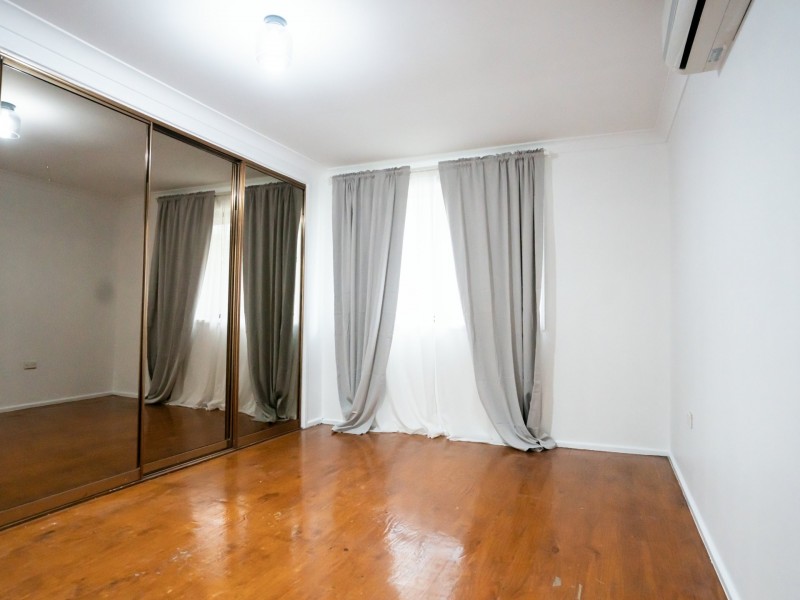 2 Strauss Road, St Clair NSW 2759