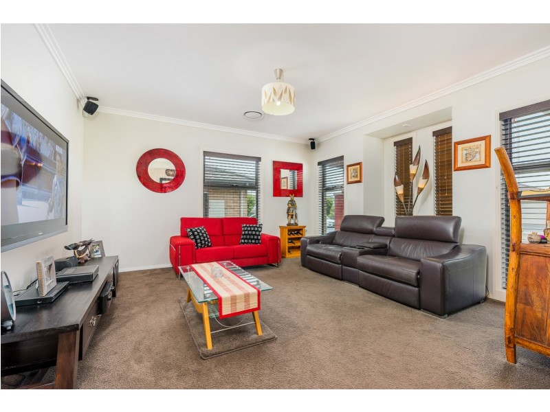 7 Houston Street, Jordan Springs NSW 2747