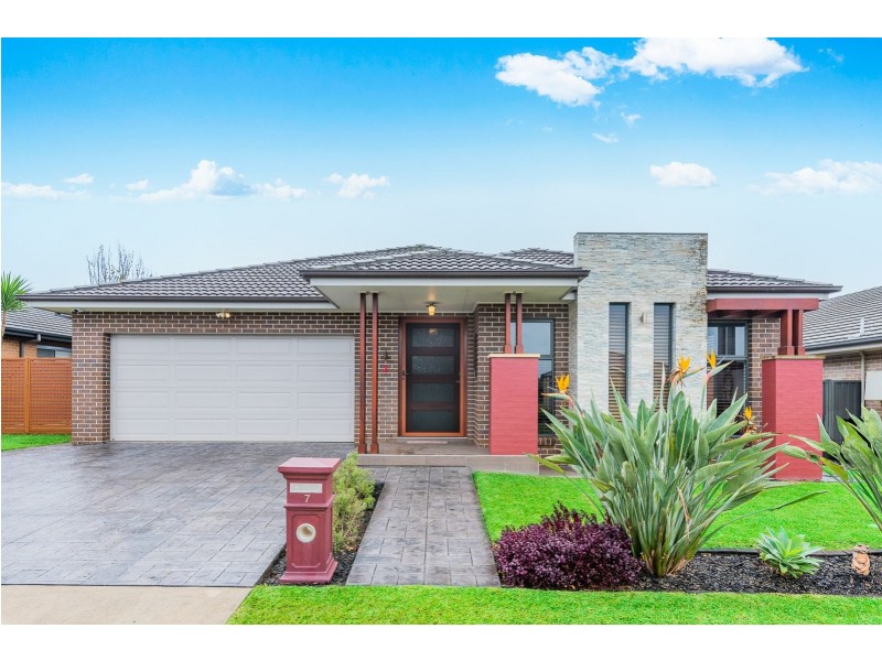 7 Houston Street, Jordan Springs NSW 2747