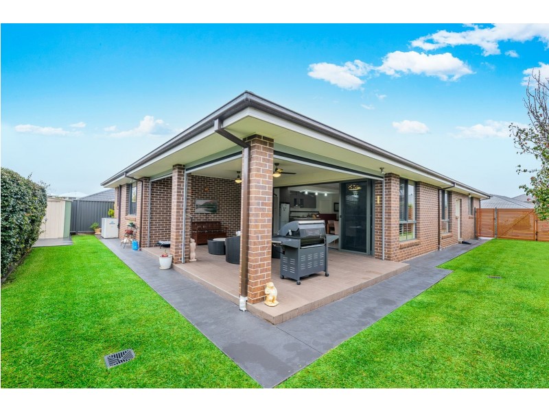 7 Houston Street, Jordan Springs NSW 2747